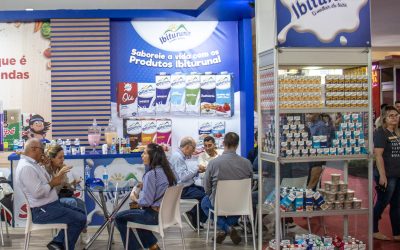 Produtos Ibituruna marcam presença na feira da Central de Supermercados em Aracruz-ES